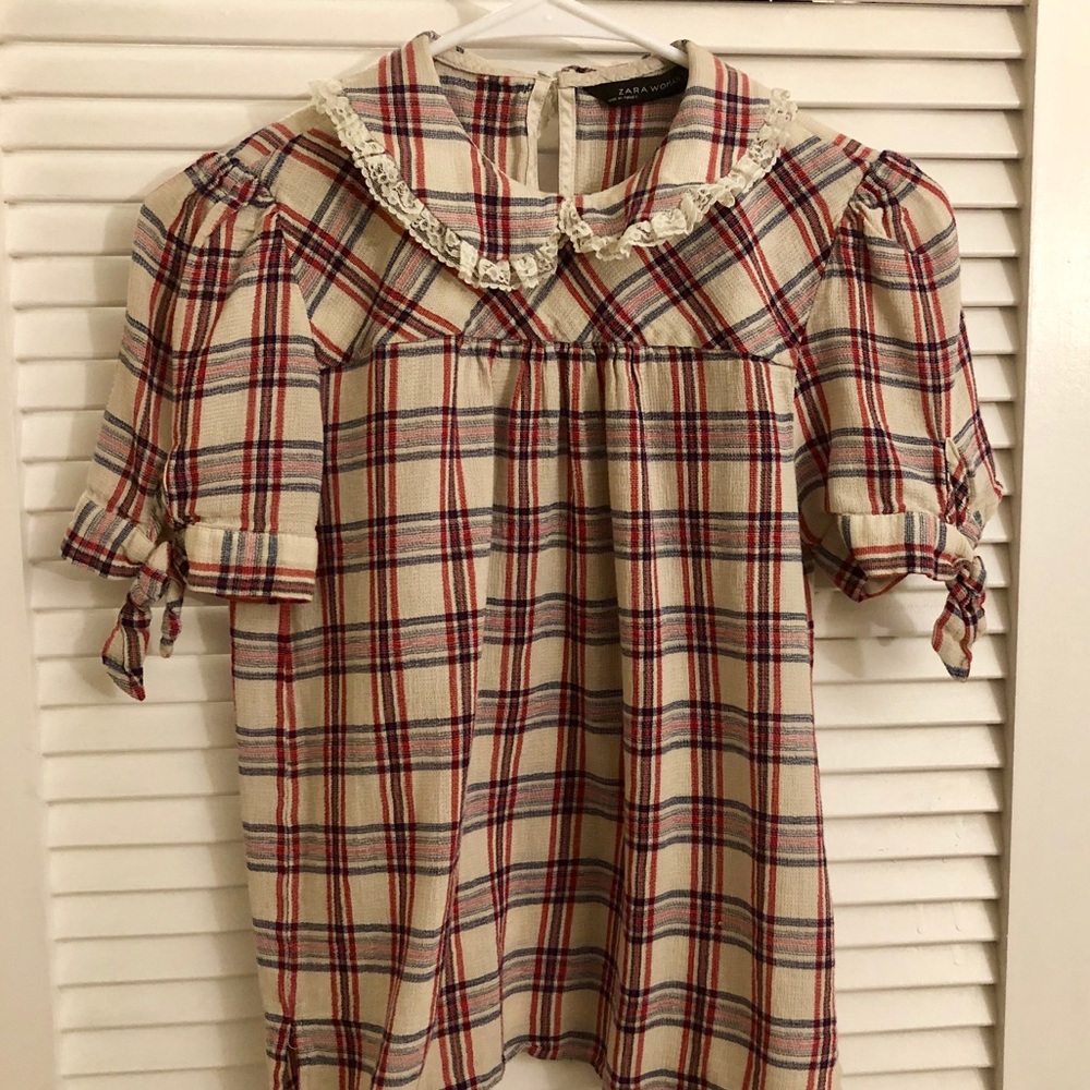 Zara plaid blouse in sz S